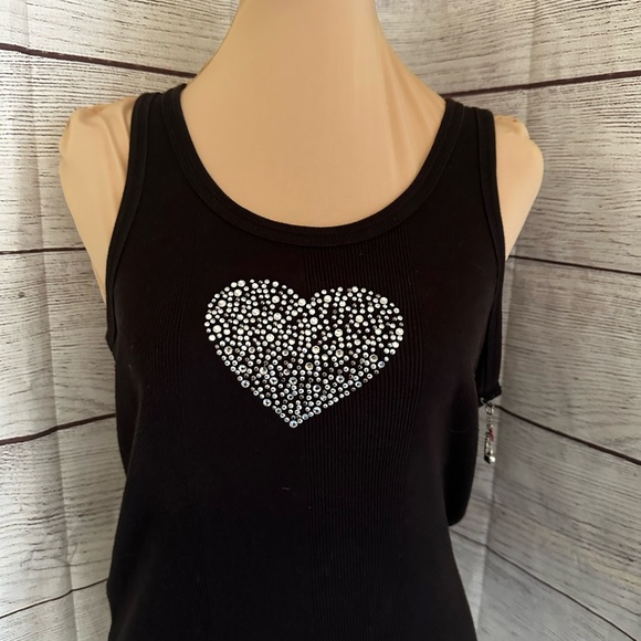 TWISTED HEART TANK ❤️ - Picture 2 of 16